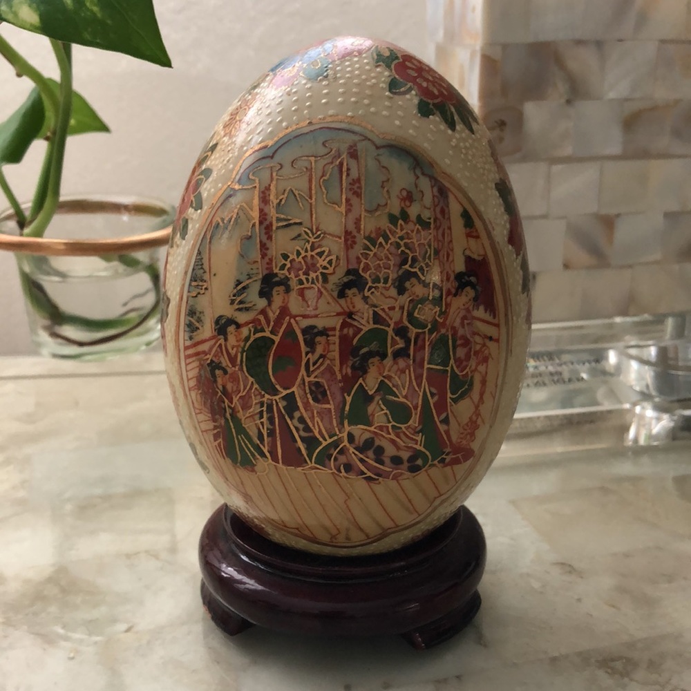 Vintage Japanese Painted Egg Figurine